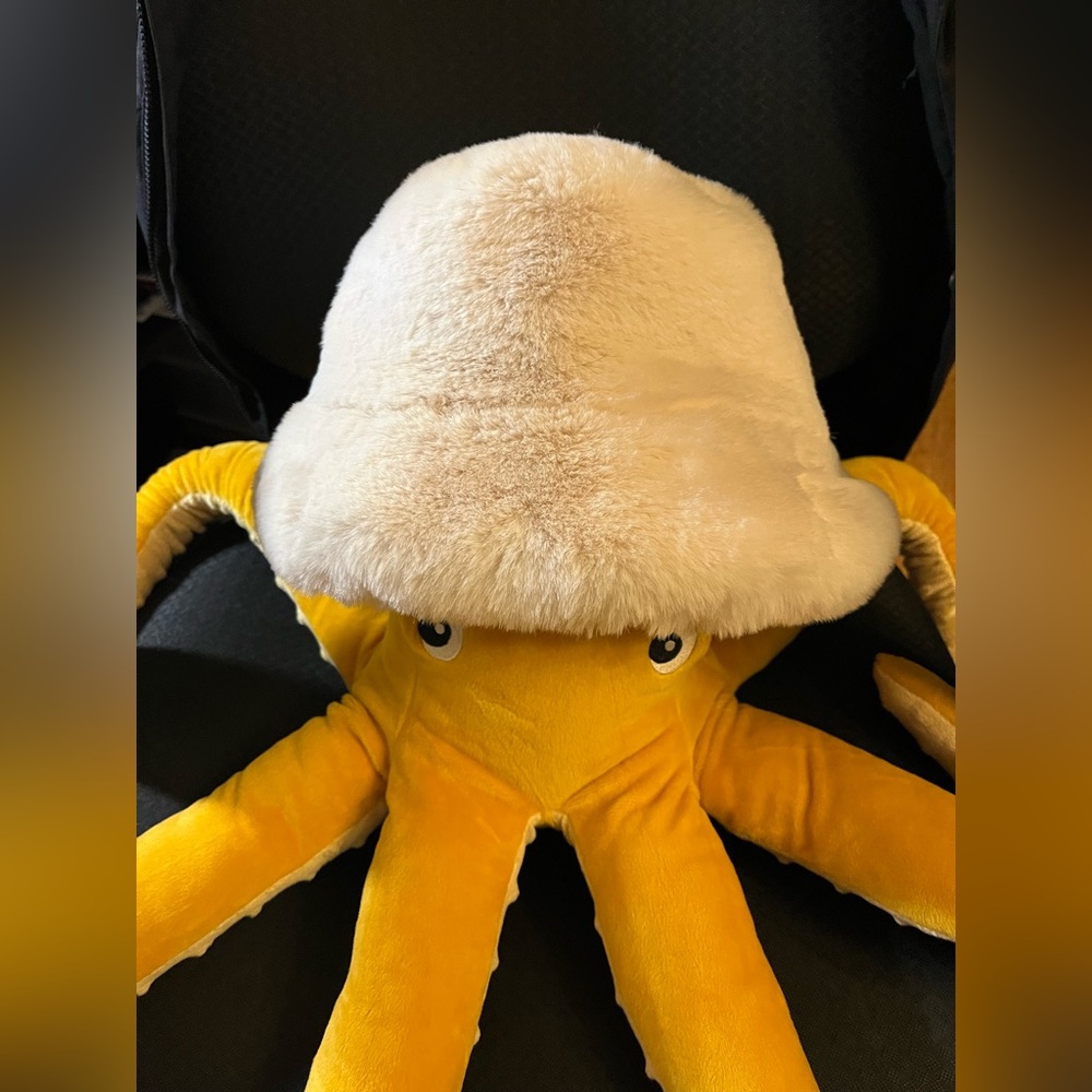 Noize Faux Fur Gladys Bucket Hat